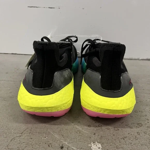 Adidas‎ UltraBoost 22 Men's Black Blue Yellow Green Running Shoes GV8829 Size 10 - Picture 2 of 8